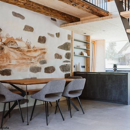 Вилла Ferienhaus Im Schwarzwald Am See "Backhaeusle" Хорнберг Экстерьер фото